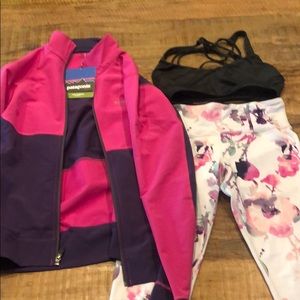 Patagonia jacket, lululemon pants and sports bra